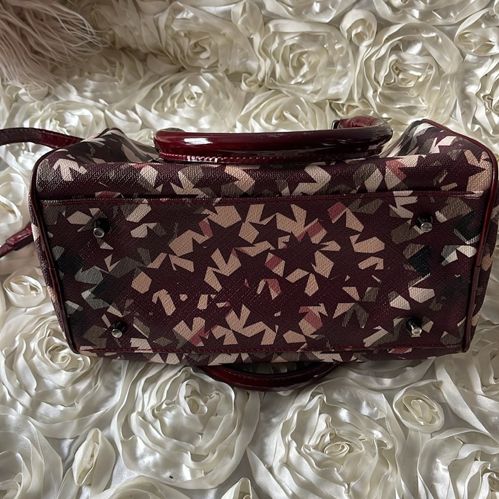 Authentic Burberry two ways bag - Picture 9 of 17